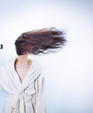 effective ways to keep your hair looking healthy